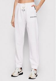 Spodnie dresowe Silvian Heach białe damskie 