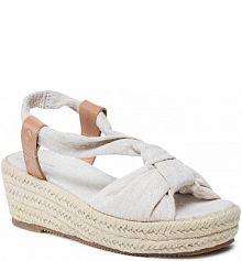 Sandały na obcasie Gant beżowe