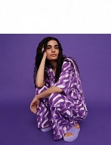 Kapcie na wyższej podeszwie Reserved fioletowe damskie 7969O-45X