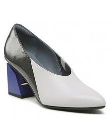 Półbuty na obcasie United Nude szare