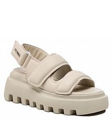 Sandały na obcasie Vic Matié beżowe