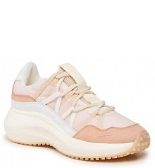 Półbuty na koturnie Vic Matié beżowe