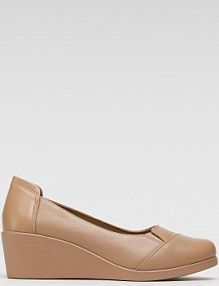 Czółenka Go Soft beżowe EST-295-13