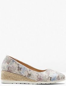 Czółenka na koturnie  Bonprix