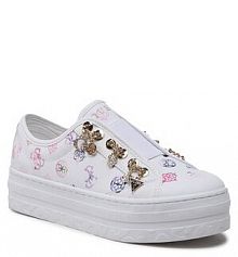 Półbuty na koturnie Guess białe