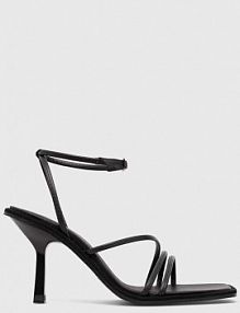 Sandały na obcasie Gant  czarne 25561399.G00