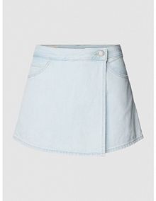 Szorty o kroju mom fit z 5 kieszeniami model SKORT Levis niebieskie damskie EAN A35340002