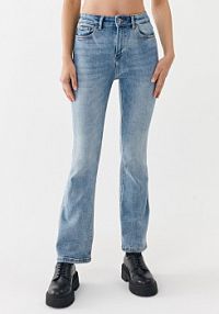 Jeansy ONLY niebieskie damskie 15244147  Flared Fit