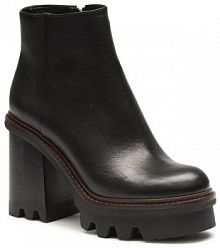 Botki na obcasie AGL czarne