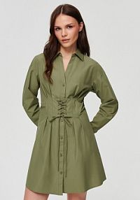 Gładka sukienka gorsetowa z długim rękawem  House oliwkowa 9474W-91X