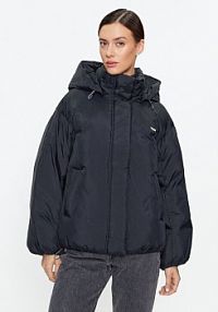 Kurtka jeansowe Levis czarna damska Puchowa Levi's®