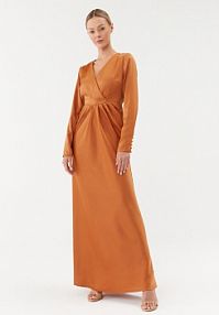Sukienka wieczorowa YAS brązowa 