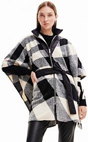 Ponczo Desigual  czarne 23WAIA37