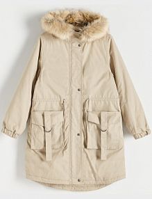 Parka z futrzanym kapturem Reserved beżowa 8619B-02X