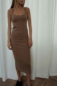Sukienka midi Muuv.  brązowa sukienka.dlug