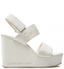 Sandały na obcasie Calvin Klein Jeans białe