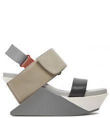 Sandały na obcasie United Nude beżowe