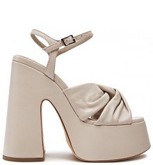 Sandały na obcasie Vic Matié beżowe