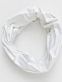 Komin Nike  biały damski N.100.3499.02