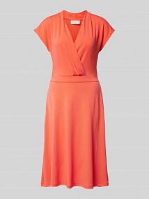 Sukienka o długości do kolan w kopertowym stylu model Yrsa FREE/QUENT różowa EAN 126704