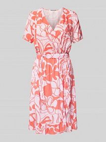 Sukienka kopertowa z kwiatowym wzorem QS różowa EAN 2143623