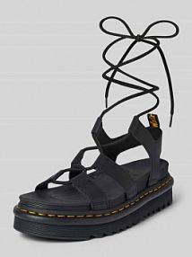 Sandały ze sznurowaniem model Nartilla Dr. Martens czarne EAN 24641001
