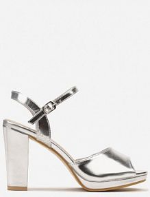 Srebrne sandały ze Sprzączką przy Kostce na Kwadratowym Słupku Adleza Renee