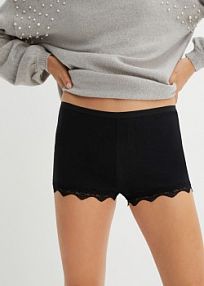 Bokserki  (3 pary) z lekkiej bawełny z koronką  damskie Bonprix