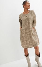 Sukienka muślinowa w fasonie o linii litery O  Bonprix