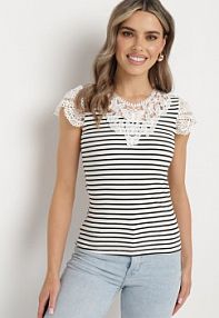 Biało-Czarny t-shirt z Bawełny z Koronką przy Dekolcie i Rękawach Alilama fashion damski