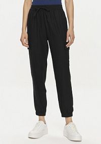 Spodnie dresowe ONLY czarne damskie Caro 15310987  Cargo Fit