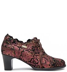 Półbuty na obcasie Laura Vita czerwone