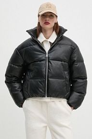 Kurtka puchowa Calvin Klein Jeans  czarna damska J20J224111