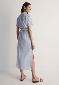 Koszulowa sukienka midi z wiskozą Reserved niebieska 5089V-05X
