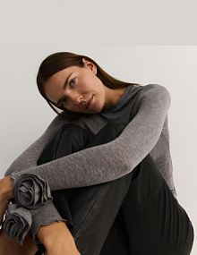 Longsleeve z różami Reserved szary damski ZH820-09M