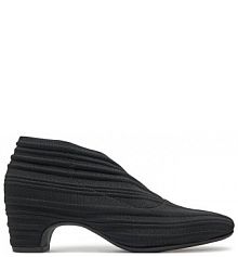 Półbuty na obcasie United Nude czarne