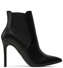 Botki na obcasie R.Polański czarne