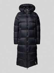 Płaszcz puchowy z detalem z logo model ELISA IQ Studio czarny damski EAN PUFFER BASIC