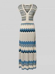 Długa sukienka z efektowną przędzą Zero biała EAN 1089052341