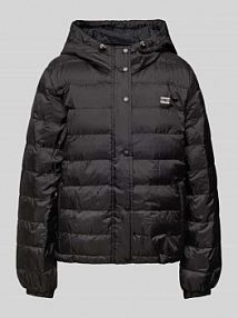 Kurtka pikowana z wyhaftowanym logo model EDIE Levis czarna damska EAN A06750000