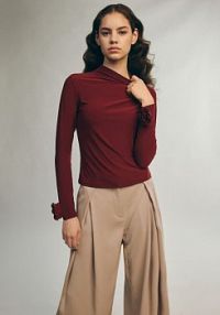 Longsleeve z różami na rękawach Reserved czerwony damski YM717-83X