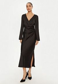 Sukienka koktajlowa Imperial czarna AFGSIBA  Regular Fit