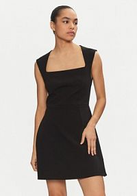 Sukienka koktajlowa Imperial czarna 