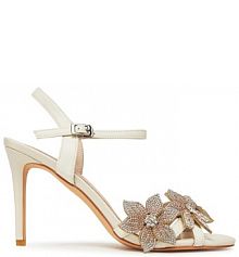 Sandały na obcasie GOE beżowe