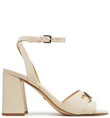 Sandały na obcasie Guess beżowe