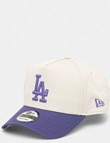 Czapka z daszkiem new era  beżowa damska 60595239