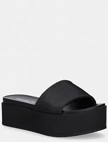 Klapki Calvin Klein Jeans  czarne damskie YW0YW01791