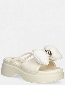 Klapki Goe  beżowe damskie RR2N4120