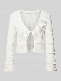 Kardigan o kroju regular fit ze ściegiem warkoczowym model NATALIE Only biały EAN 15338478