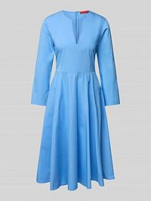Sukienka o długości do kolan z wpuszczanymi kieszeniami model DISCO MAX&Co. niebieska EAN 2516221164200